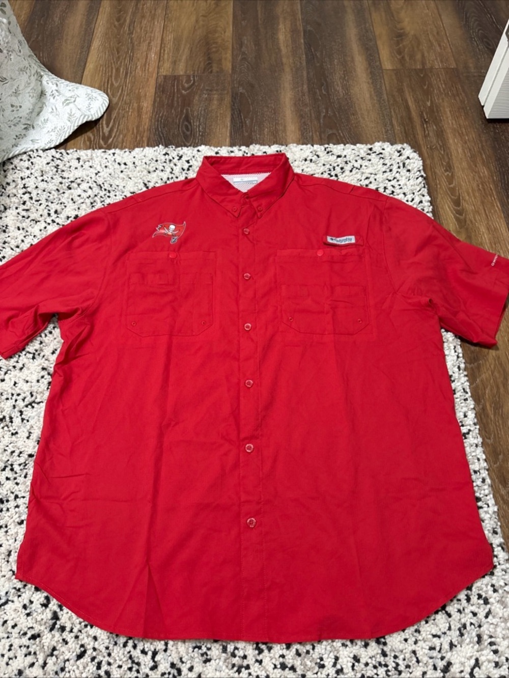 Columbia Red Short Sleeve Performance Button-Down Shirt